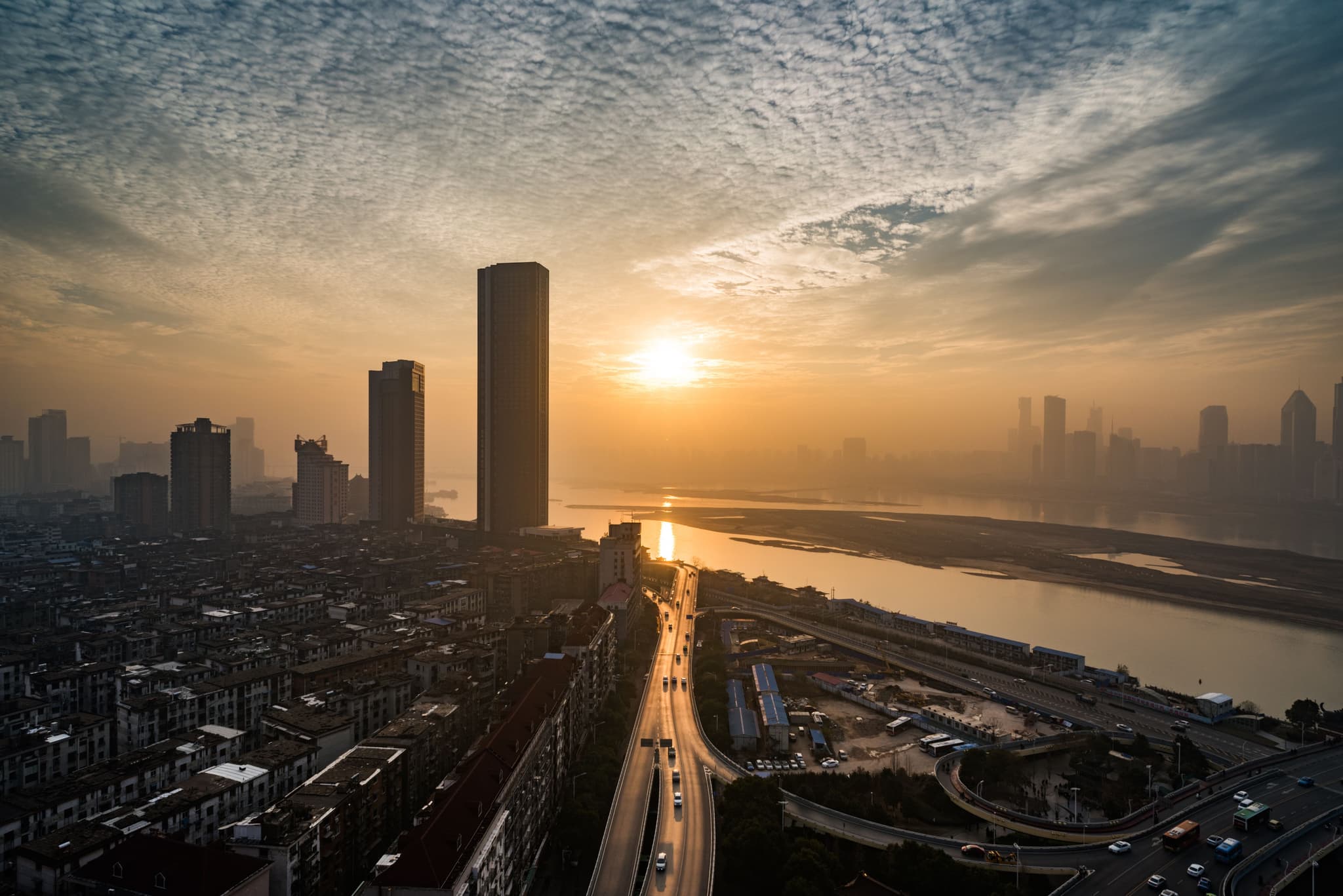 The new economic city: From the ruins of the past to a space of modernity and development